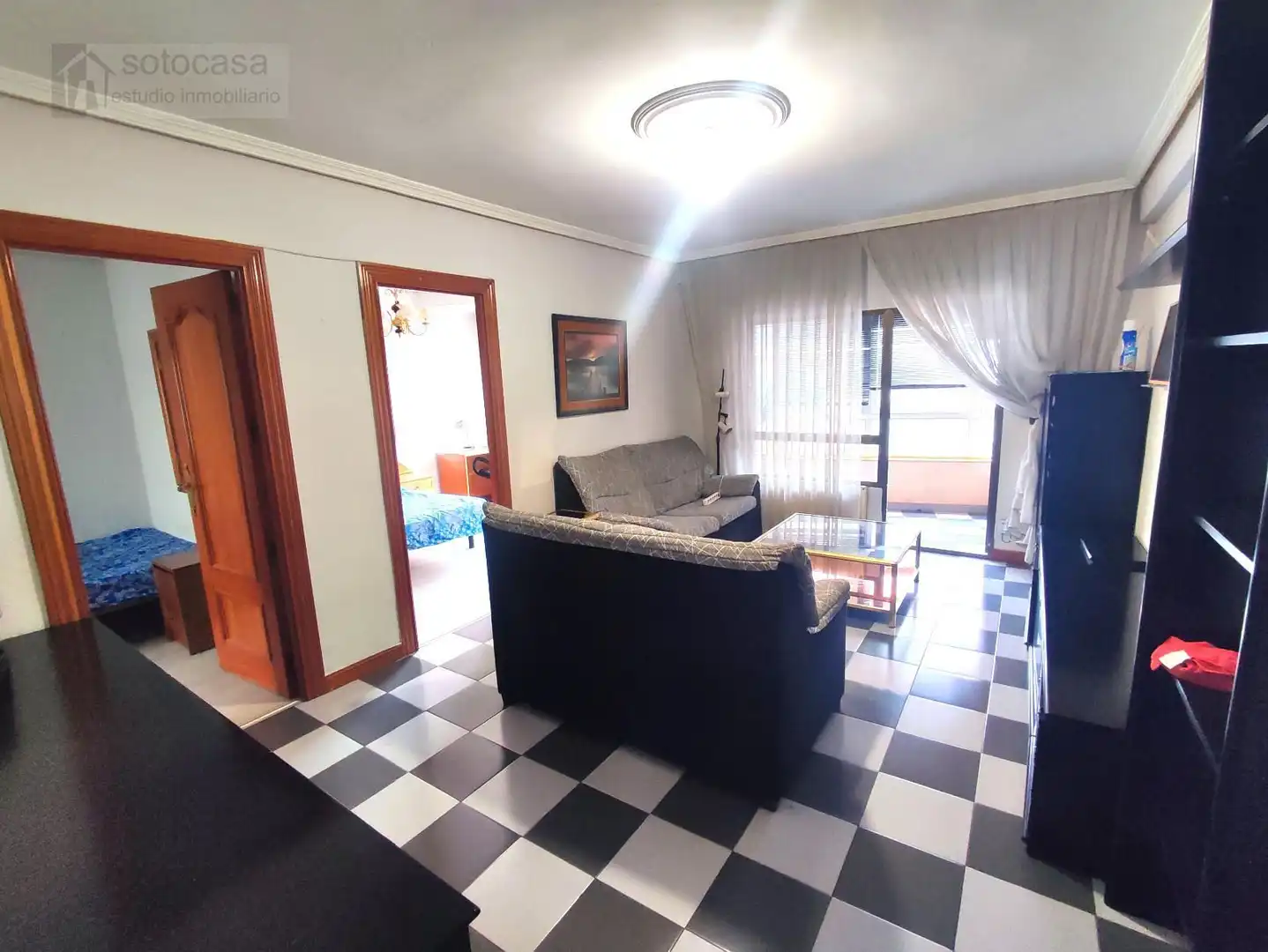 Sala de estar de Piso en venta en Valladolid con Calefacción, Terraza y Amueblado