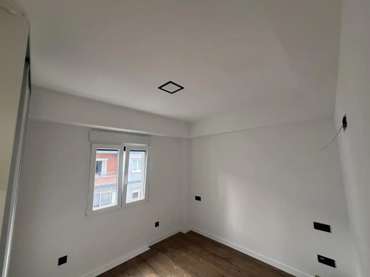 Schlafzimmer von Wohnung zum Verkauf in Zaragoza mit Klimaanlage und Heizung