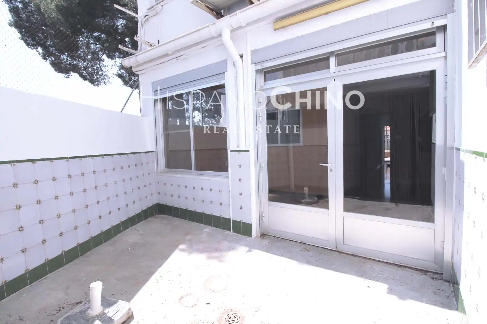 Vista exterior de Casa adosada en venta en Serra con Terraza