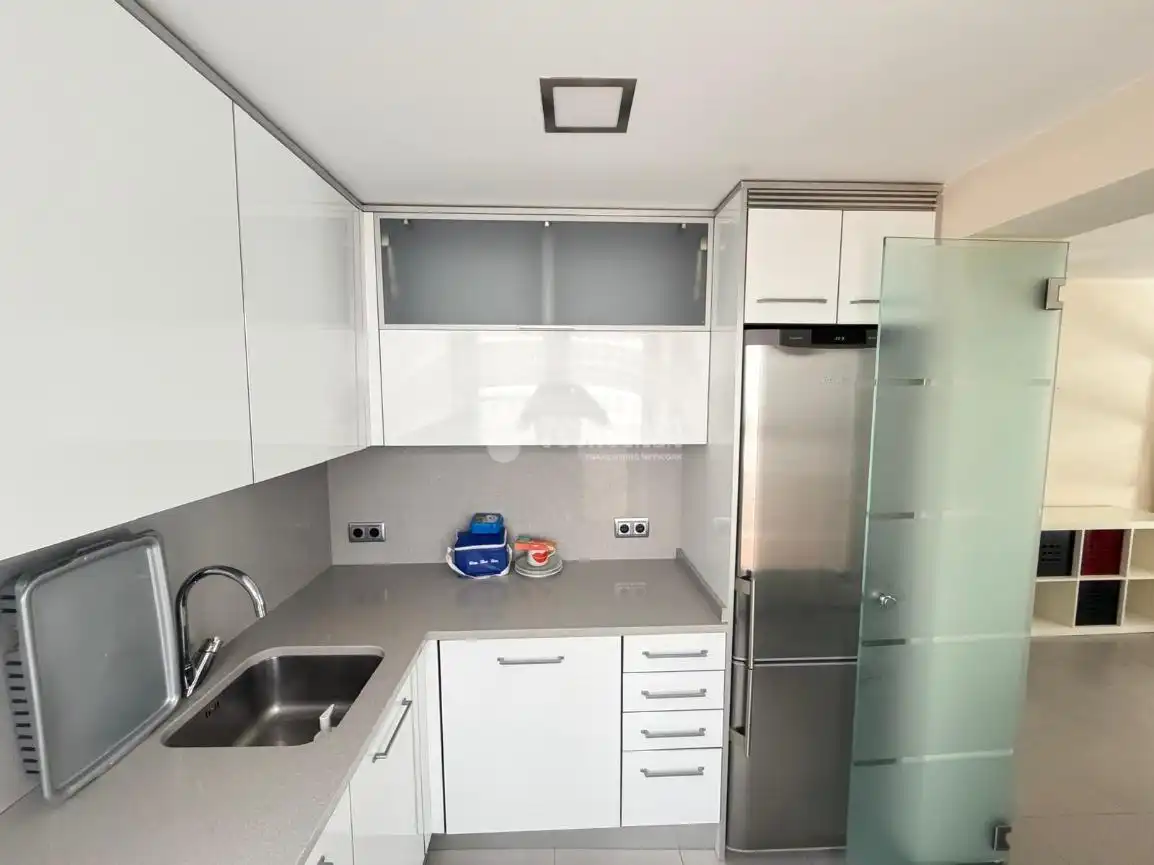 Kitchen of Flat for rent in Madrid  with Air Conditioner and Heating