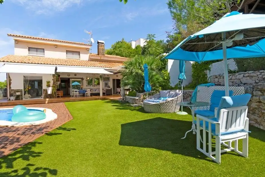 Terrassa de Casa o xalet en venda en Olivella amb Aire condicionat, Calefacció i Jardí privat