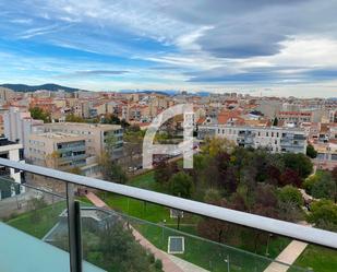 Vista exterior de Pis de lloguer en Terrassa amb Aire condicionat, Calefacció i Terrassa