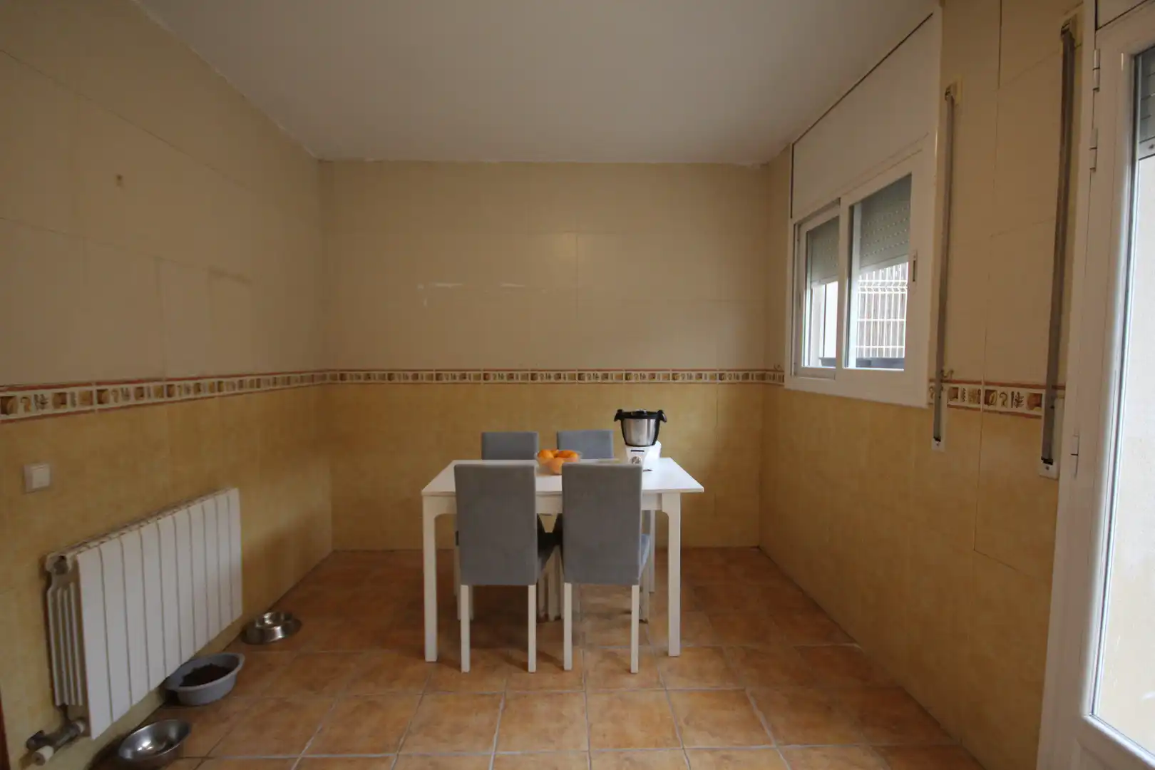 Comedor de Casa adosada en venta en Lliçà d'Amunt con Calefacción, Terraza y Horno