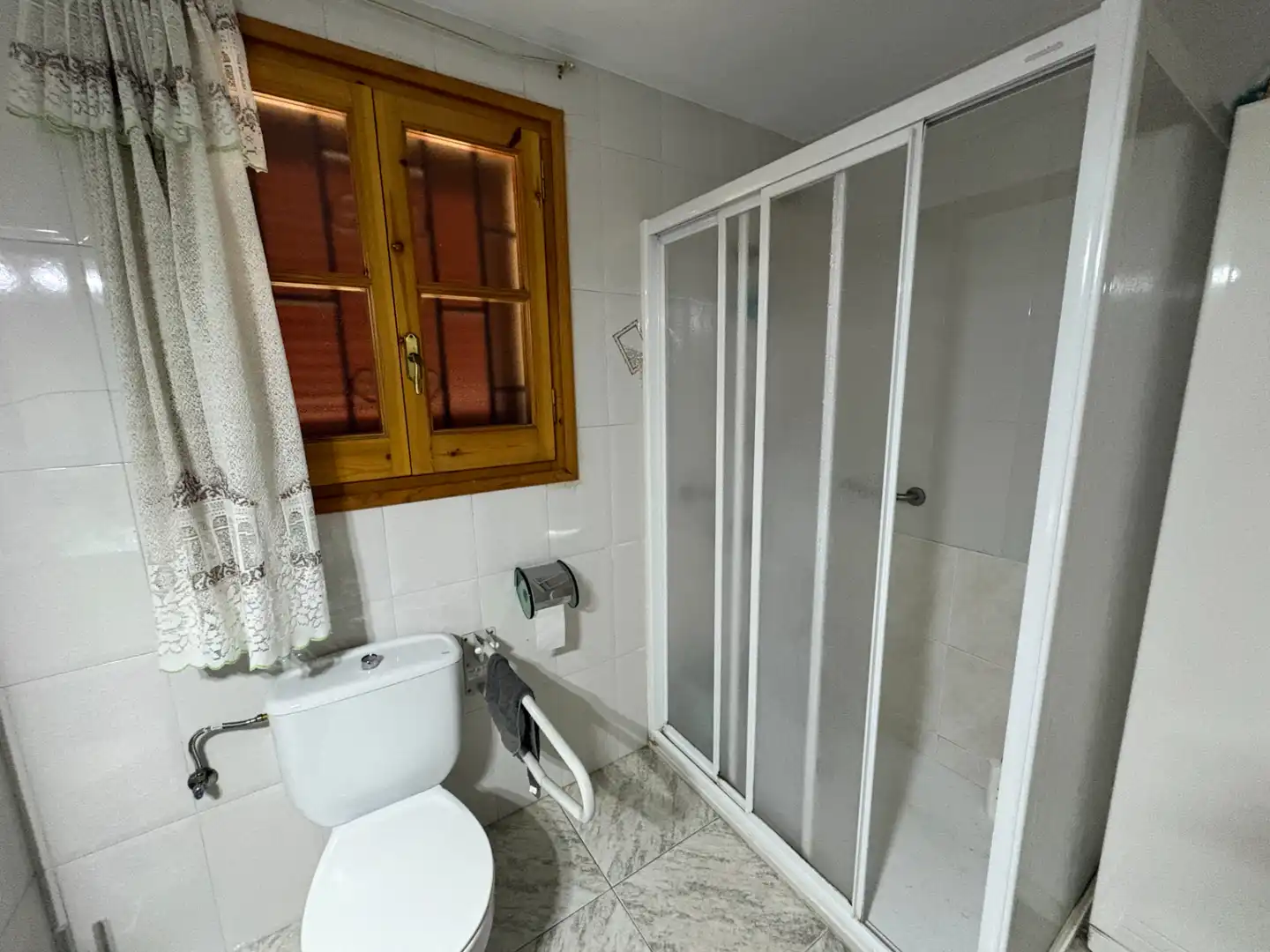 Bany de Casa o xalet en venda en Vallgorguina amb Aire condicionat, Calefacció i Jardí privat