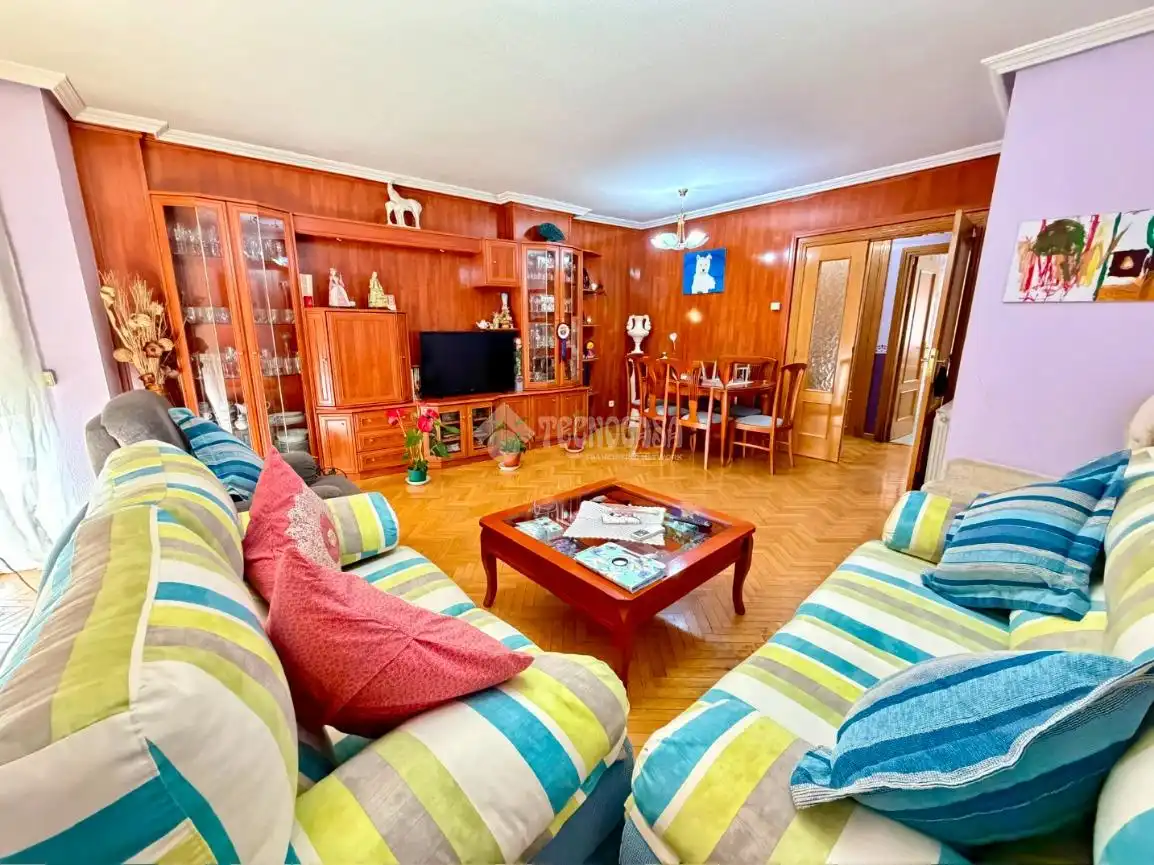 Sala de estar de Piso en venta en Arganda del Rey con Piscina comunitaria