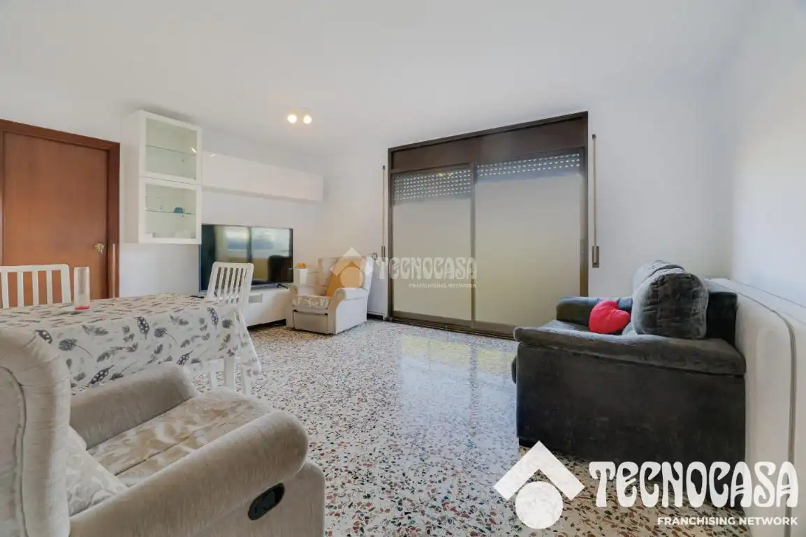 Piso con terraza en venta en Centre, imagen 2