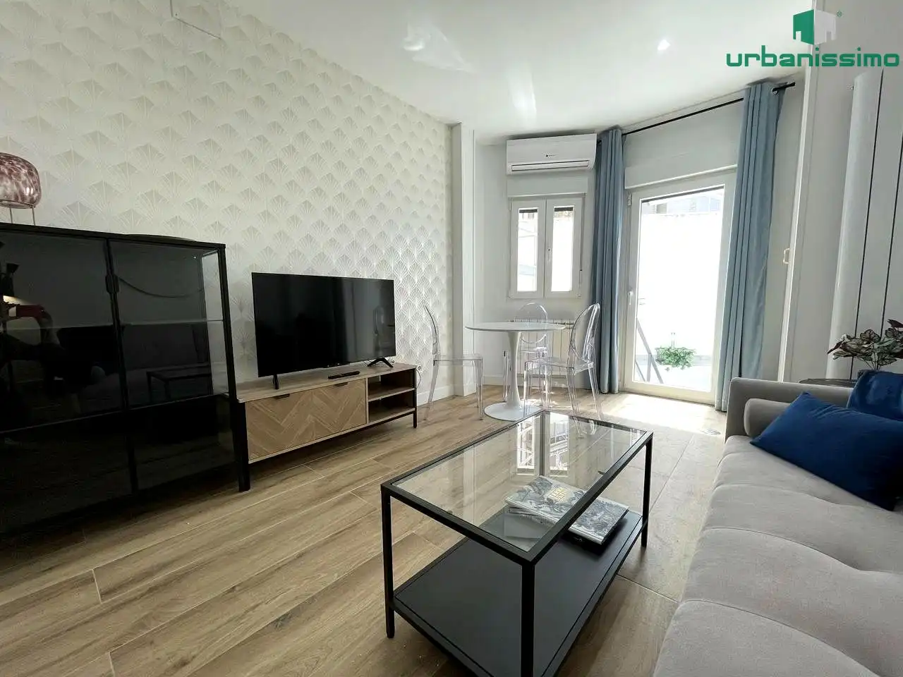 Sala de estar de Apartamento de alquiler en Madrid con Aire acondicionado, Calefacción y Terraza