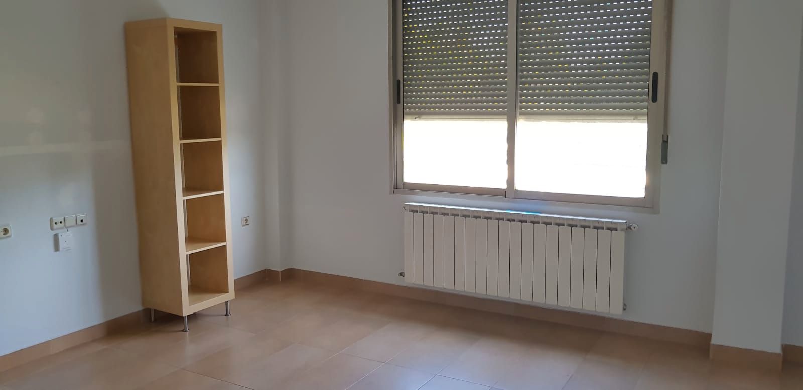 Habitación de Apartamento de alquiler en  Albacete Capital con Calefacción, Horno y Lavadora