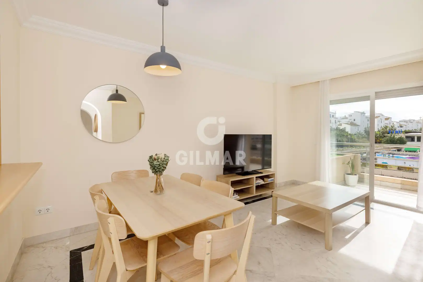 Apartament amb terrassa en venda a Nueva Andalucía, imagen 4