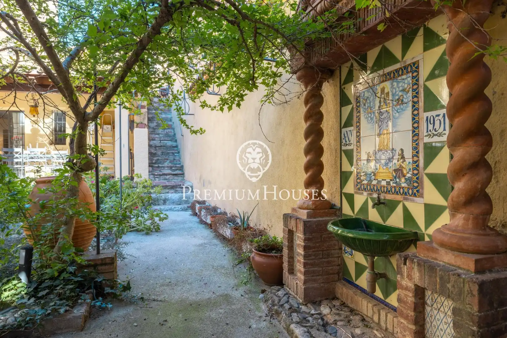 Houses for sale in Montblanc, Tarragona