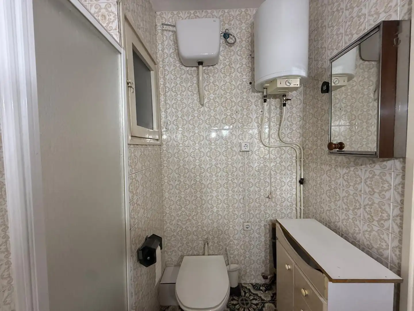 Baño de Piso en venta en Olesa de Montserrat con Calefacción, Terraza y Horno