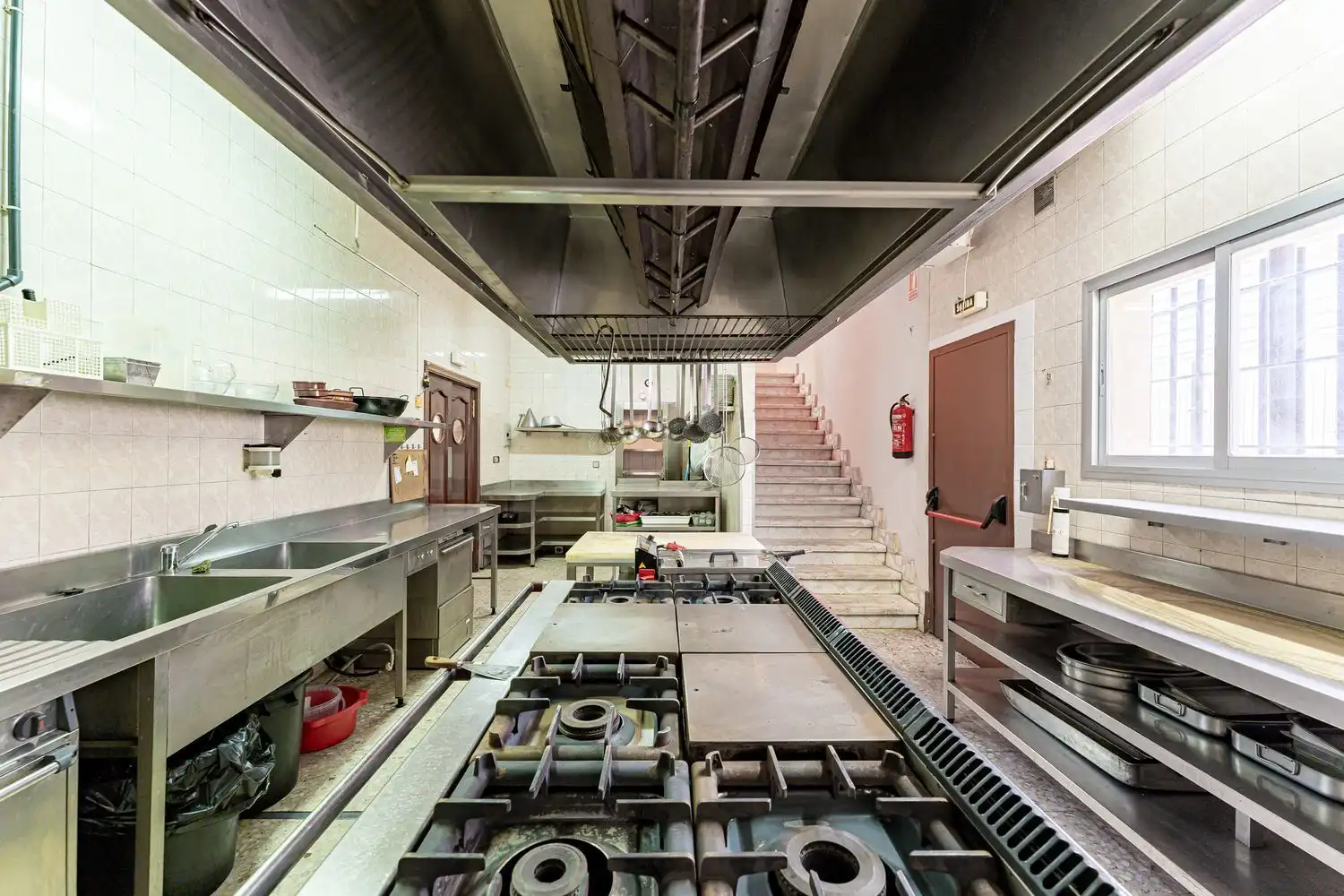 Küche von Gebäude zum Verkauf in Fuenlabrada