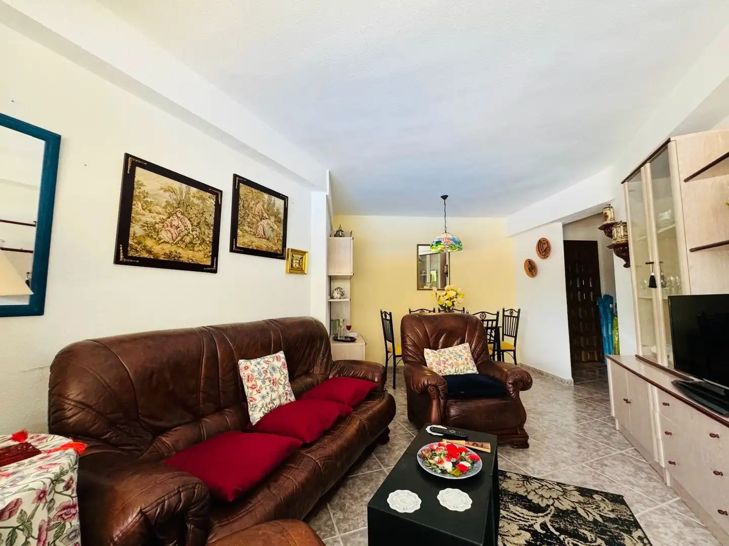 Sala d'estar de Pis en venda en Algarrobo amb Piscina comunitària