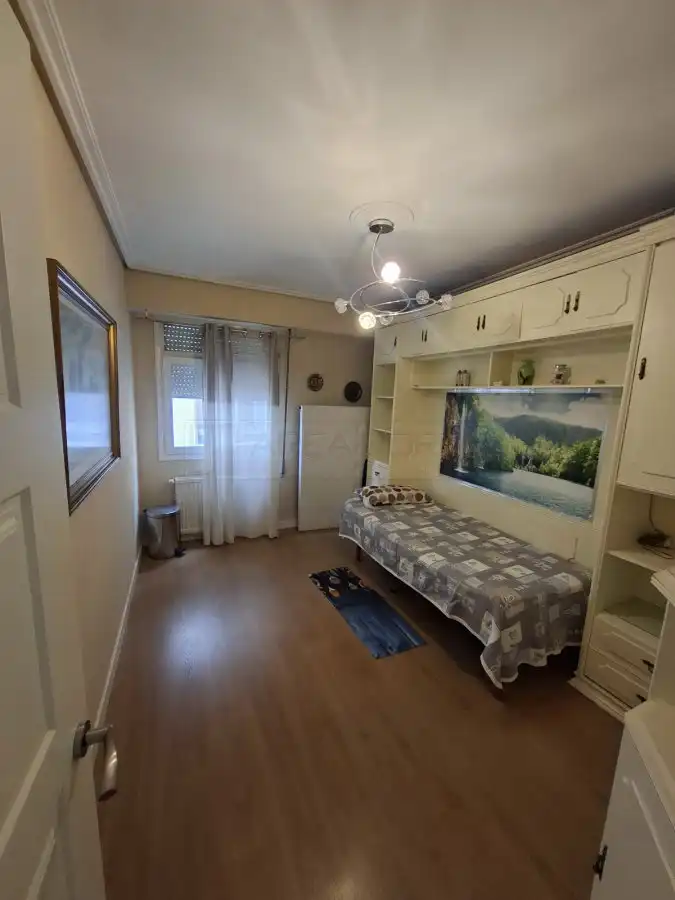 Bedroom of Flat for sale in Lovaina