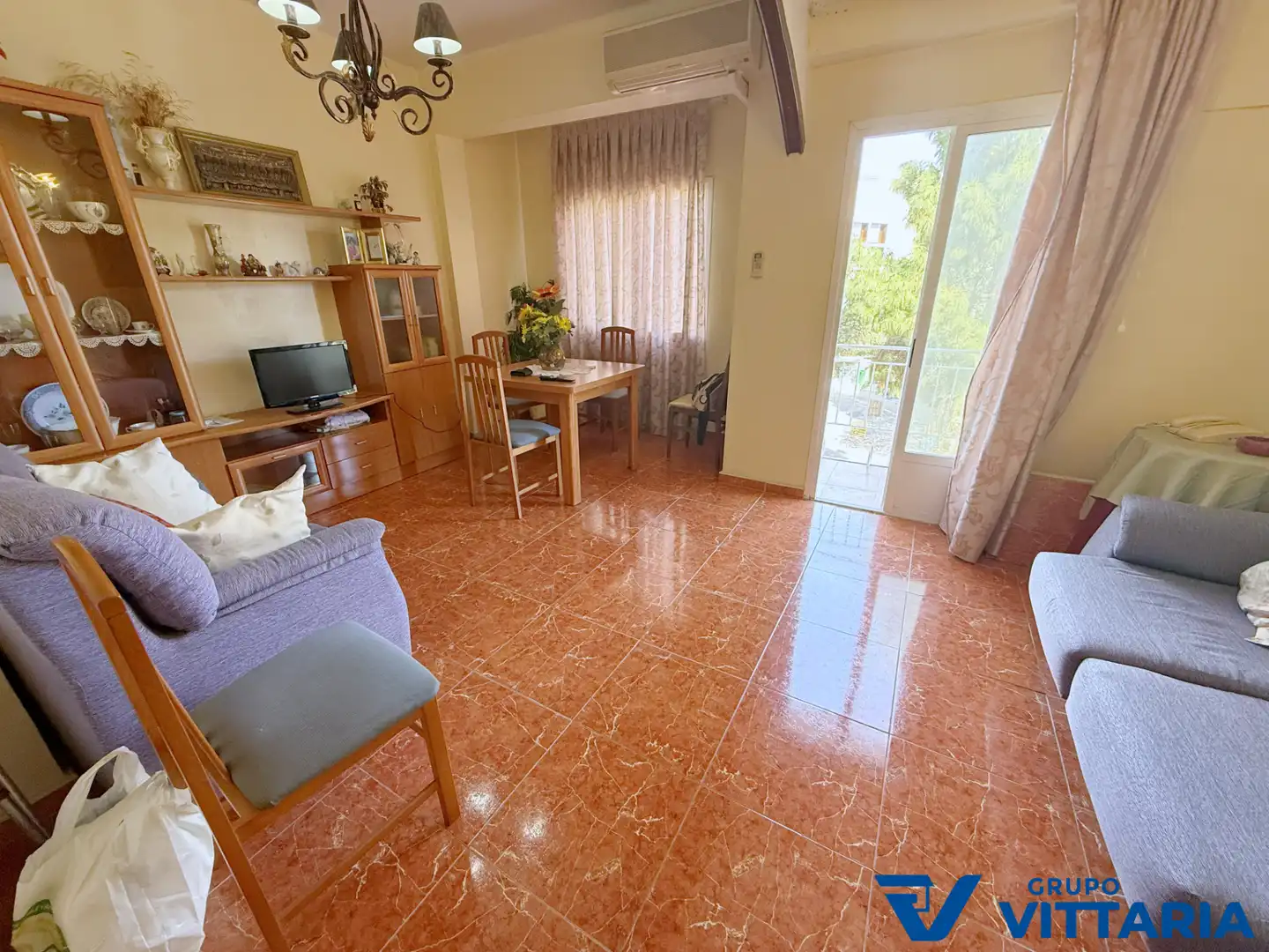 Piso con terraza en venta en Calle Calzada de Castro, imagen 3