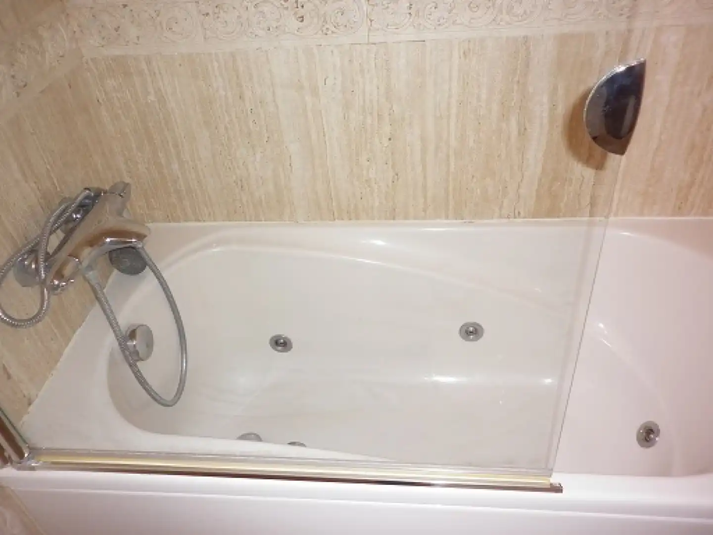 Bany de Pis de lloguer en Oviedo  amb Calefacció i Parquet