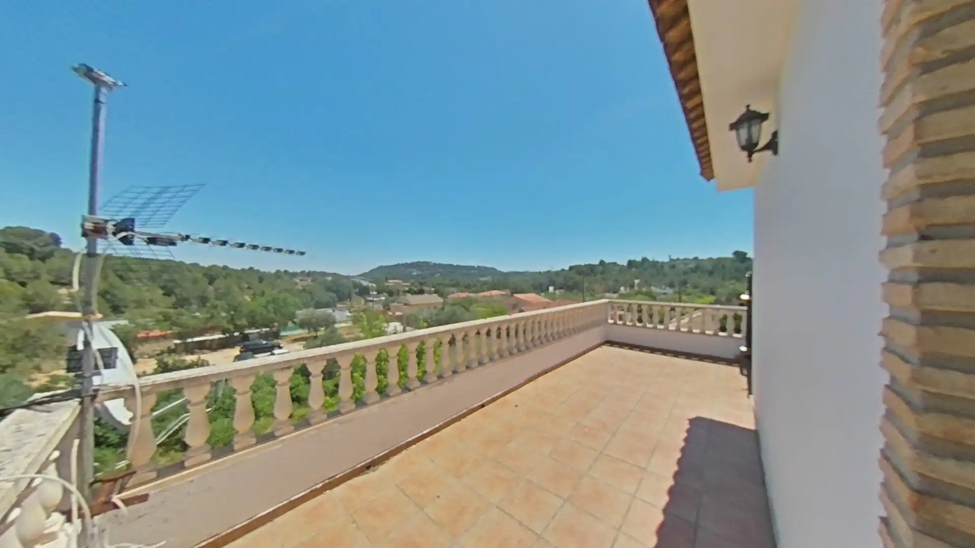 Terrassa de Casa o xalet en venda en Chiva amb Calefacció, Jardí privat i Terrassa