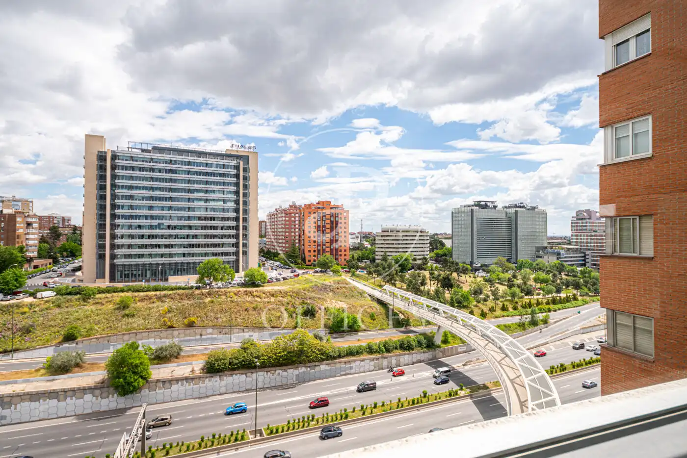 Exterior view of Office for rent in Madrid  with Air Conditioner and Heating