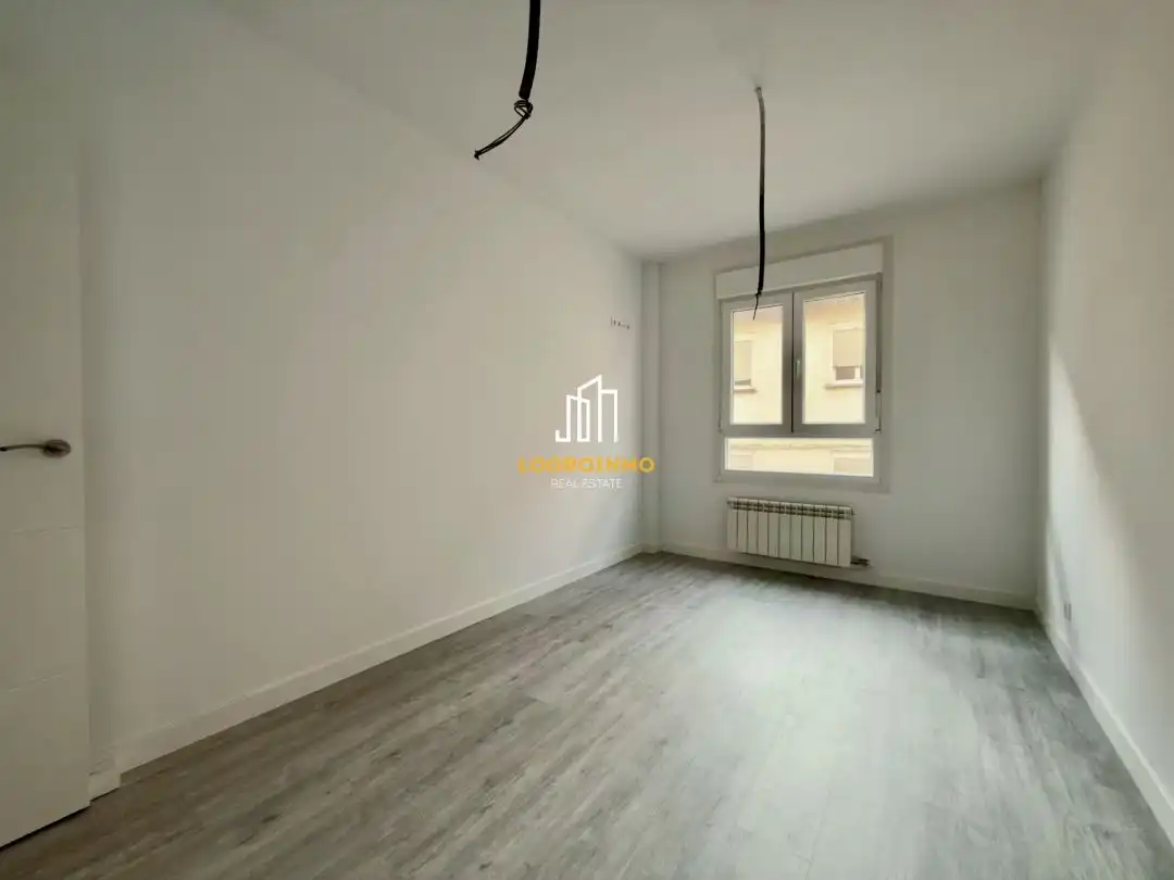 Piso con ascensor en venta en Lardero, imagen 14