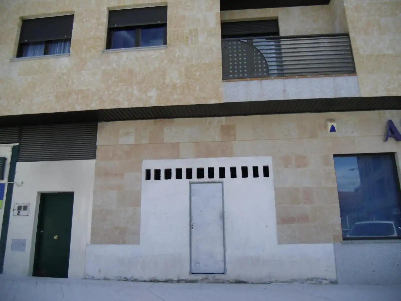 Locale commerciale in affitto a Villares de la Reina, imagen 3