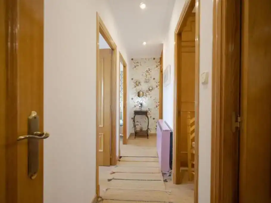 Pis per a compartir en Pontevedra Capital  amb Parquet, Moblat i Balcó