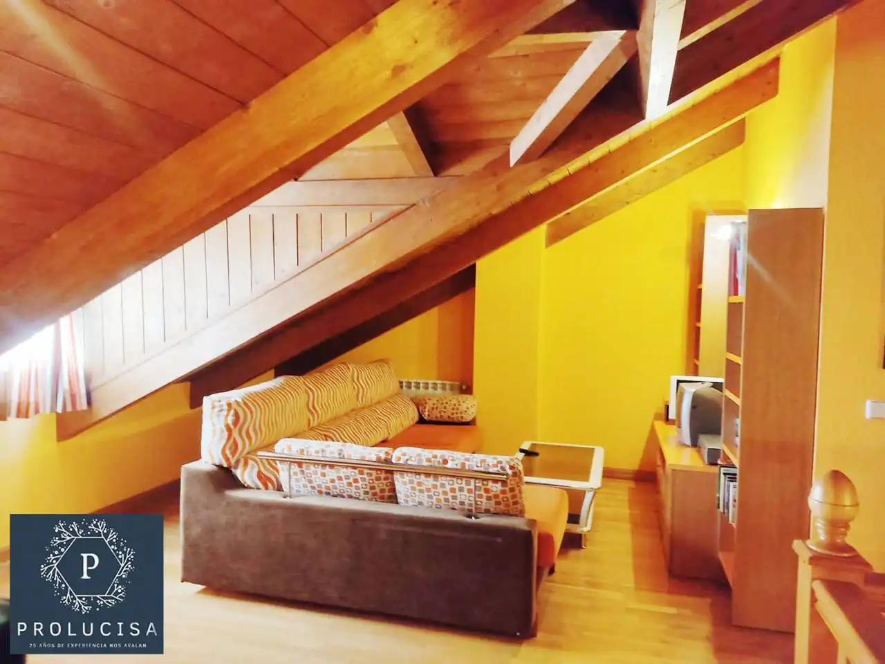 Living room of Detached homes for sale in Fuenlabrada  with Air Conditioner, Heating and Terrace