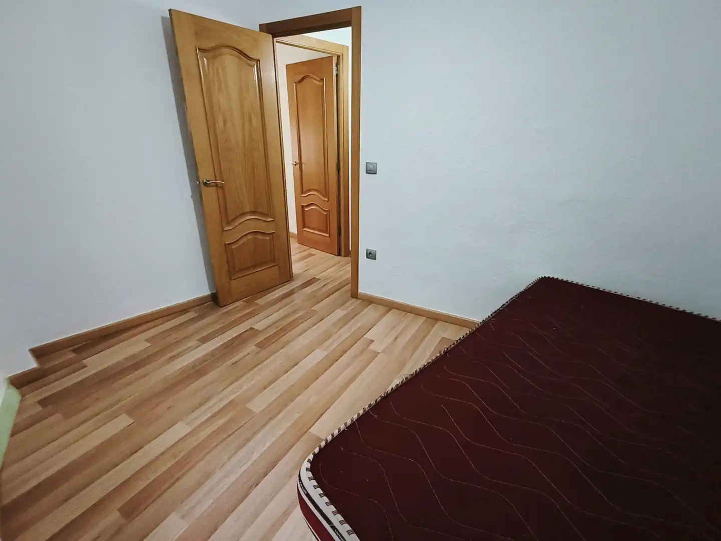 Bedroom of Flat for sale in Córdoba  with Air Conditioner