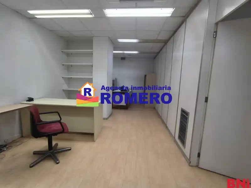 Local comercial de lloguer a Rúa de Laverde Ruiz, imagen 2