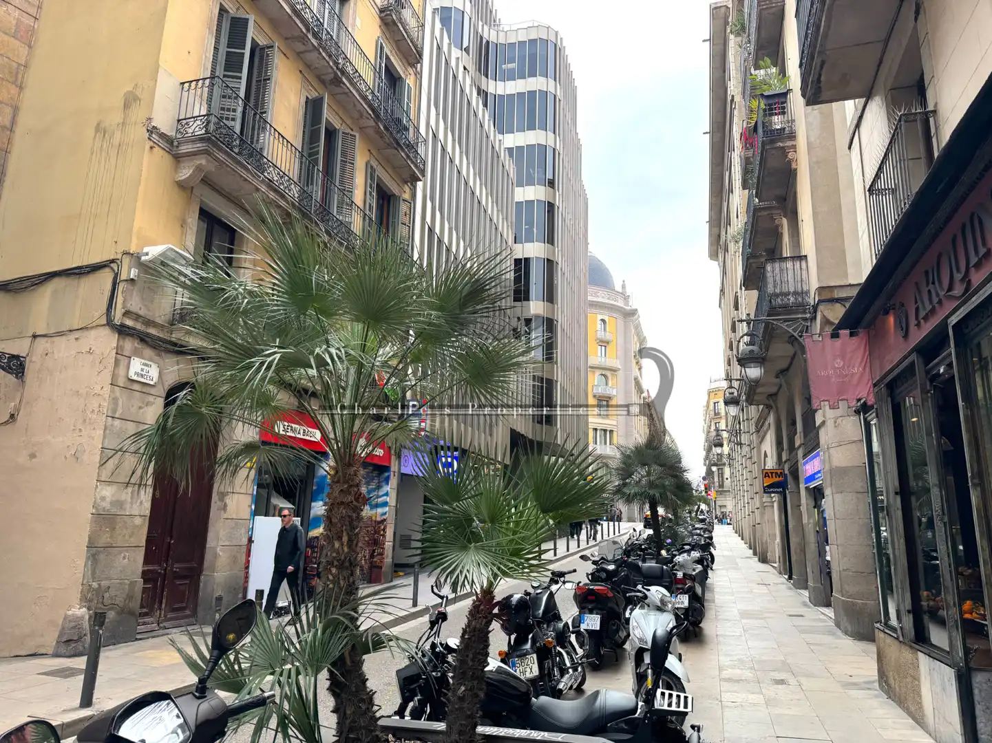 Vista exterior de Apartament en venda en Barcelona amb Aire condicionat, Calefacció i Parquet