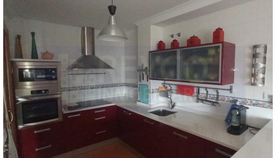 Photo 1 of Single-family semi-detached for sale in Badarán, La Rioja