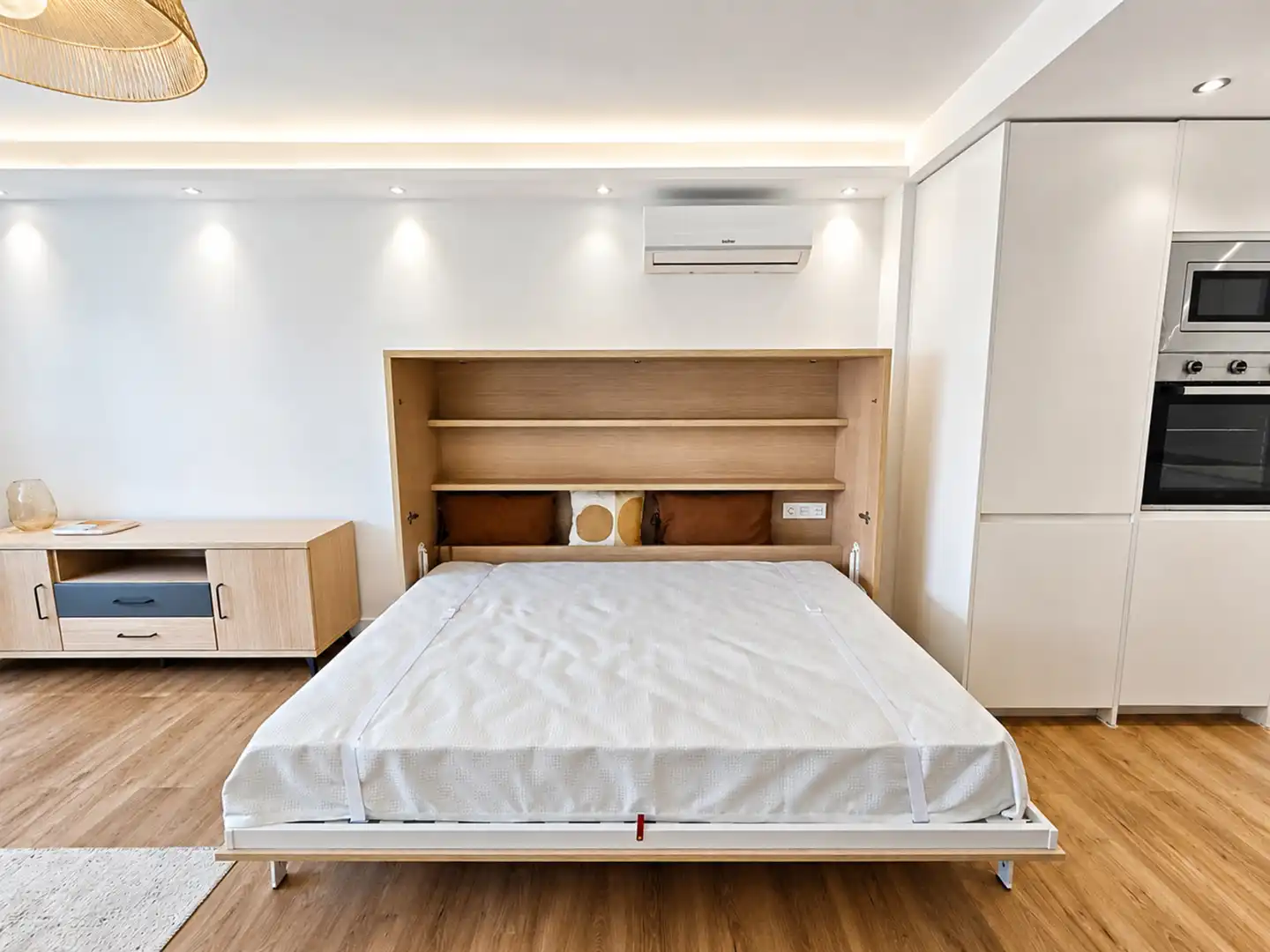 Schlafzimmer von Wohnung zum Verkauf in Manilva mit Klimaanlage, Terrasse und Möbliert