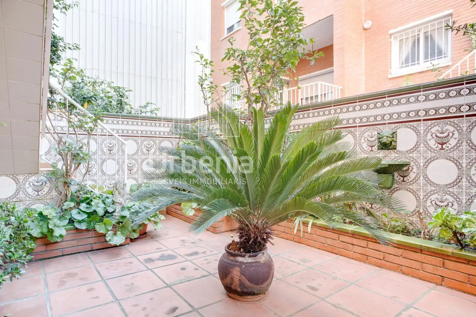 Jardí de Casa o xalet en venda en Arenys de Mar amb Calefacció, Terrassa i Traster