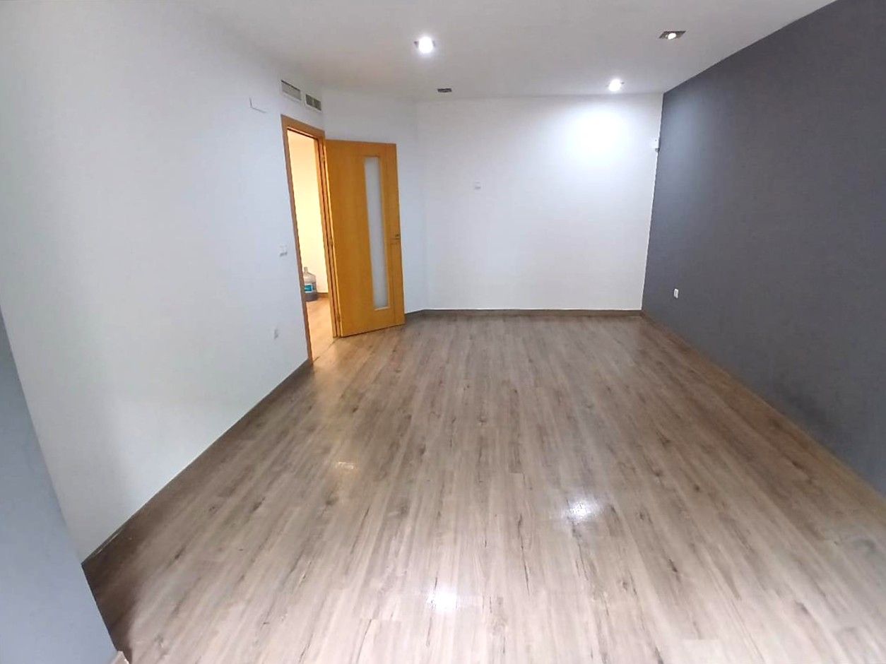 Piso en venta en San Vicente del Raspeig / Sant Vicent del Raspeig con Horno y Balcón