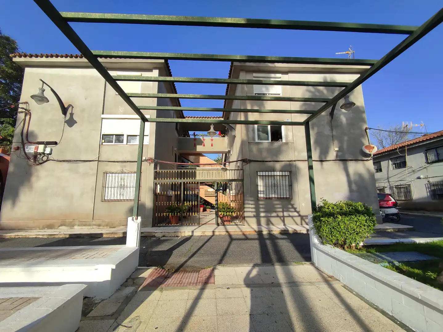 Vista exterior de Piso en venta en Torremolinos con Aire acondicionado, Amueblado y Horno