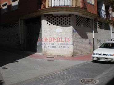 Local comercial de lloguer a Calle Madrid - Claudio Rodriguez