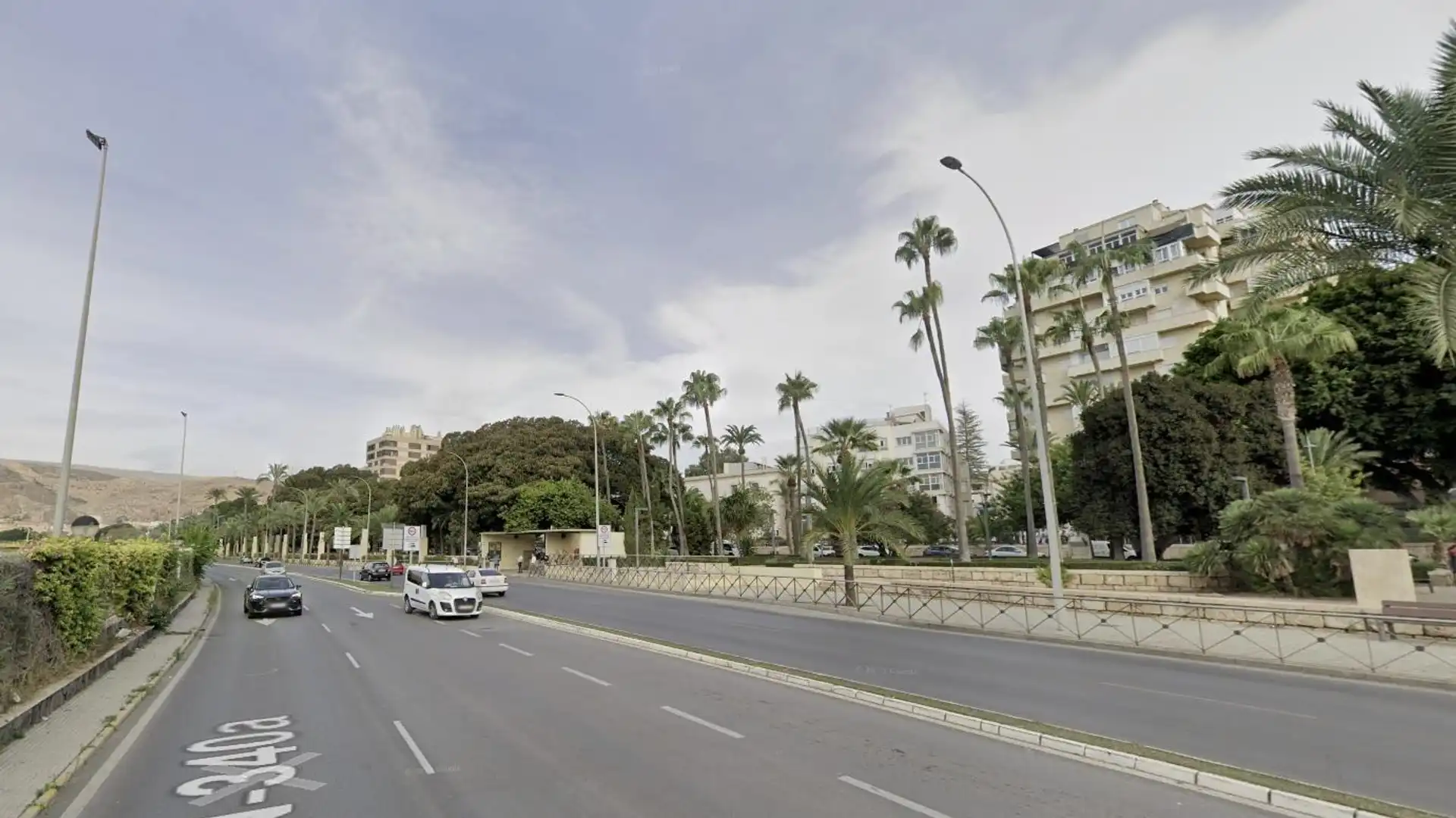 Vista exterior de Piso en venta en  Almería Capital