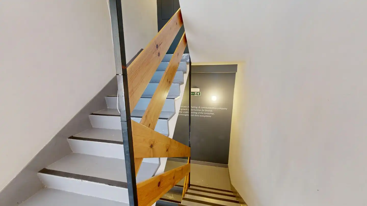 Office for sale in Madrid  with Air Conditioner, Heating and Storage room