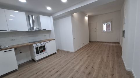 Photo 4 of Flat for sale in Passatge D'en Xinxó, El Carmel, Barcelona Capital