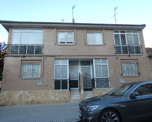 Exterior view of Single-family semi-detached for sale in Burgos Capital  with Terrace and Storage room