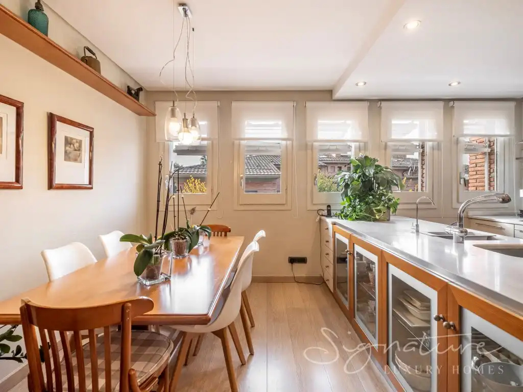 Dining room of Detached homes for sale in Sant Cugat del Vallès  with Air Conditioner, Private garden and Terrace