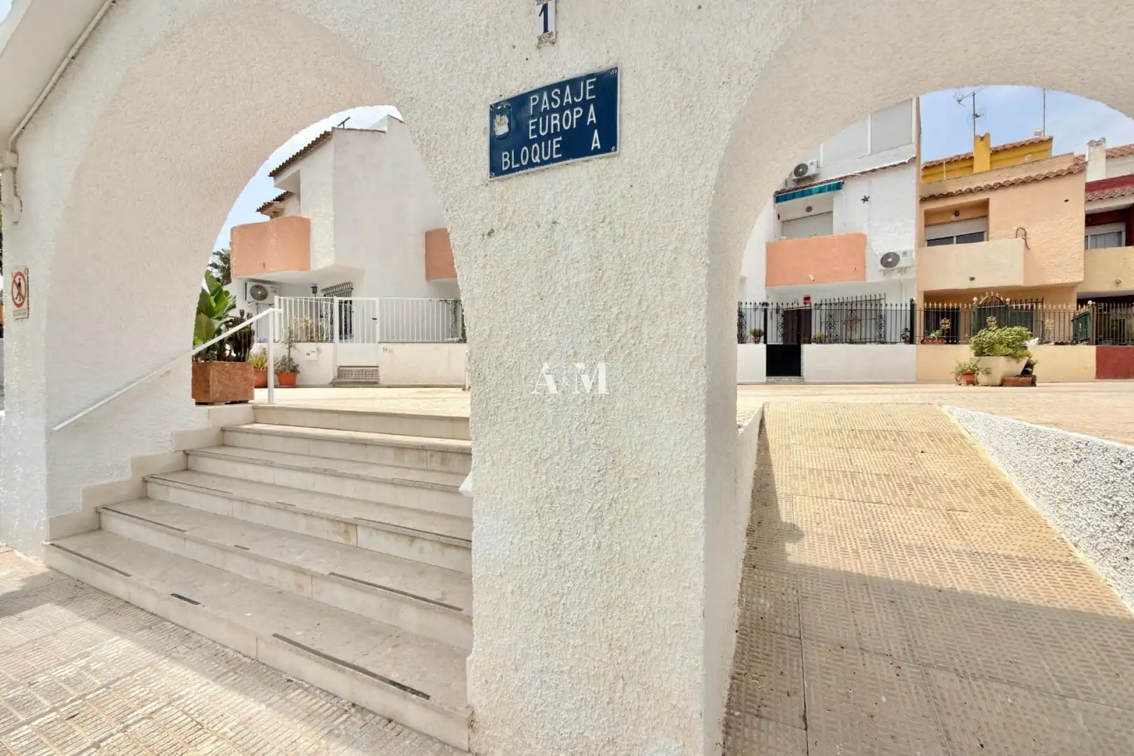 Vista exterior de Casa o chalet de alquiler en Los Alcázares con Calefacción, Jardín privado y Terraza