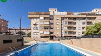 Piscina de Pis en venda en  Granada Capital amb Aire condicionat, Terrassa i Balcó