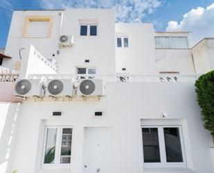 Exterior view of House or chalet for sale in Torrevieja  with Air Conditioner, Terrace and Storage room