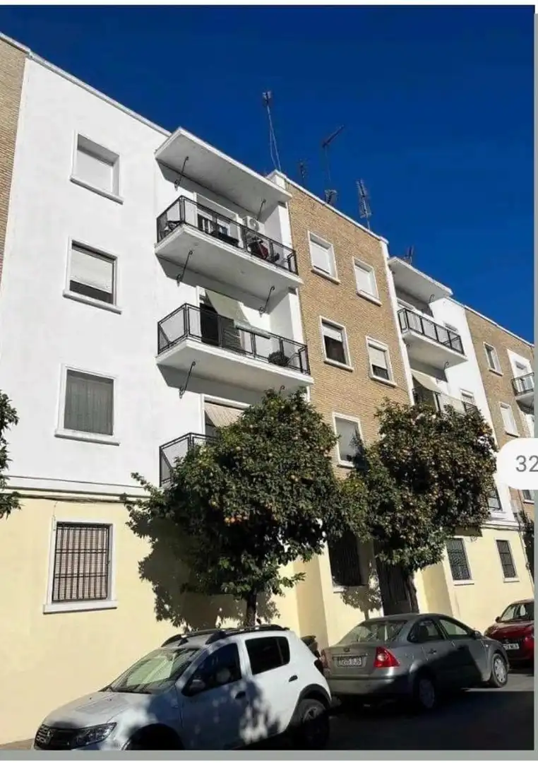 Vista exterior de Pis en venda en Jerez de la Frontera