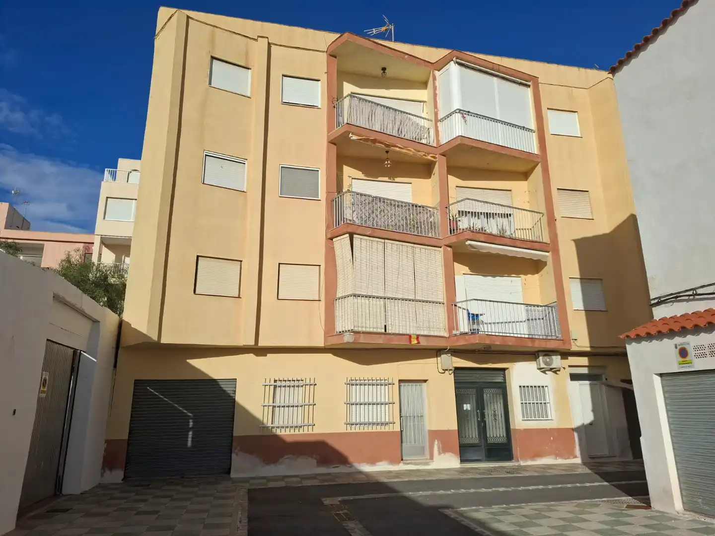 Exterior view of Flat for sale in Torrenueva Costa  with Terrace and Furnished