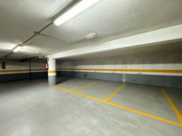 Einzelparkplatz zur Miete in Rúa Isabel II