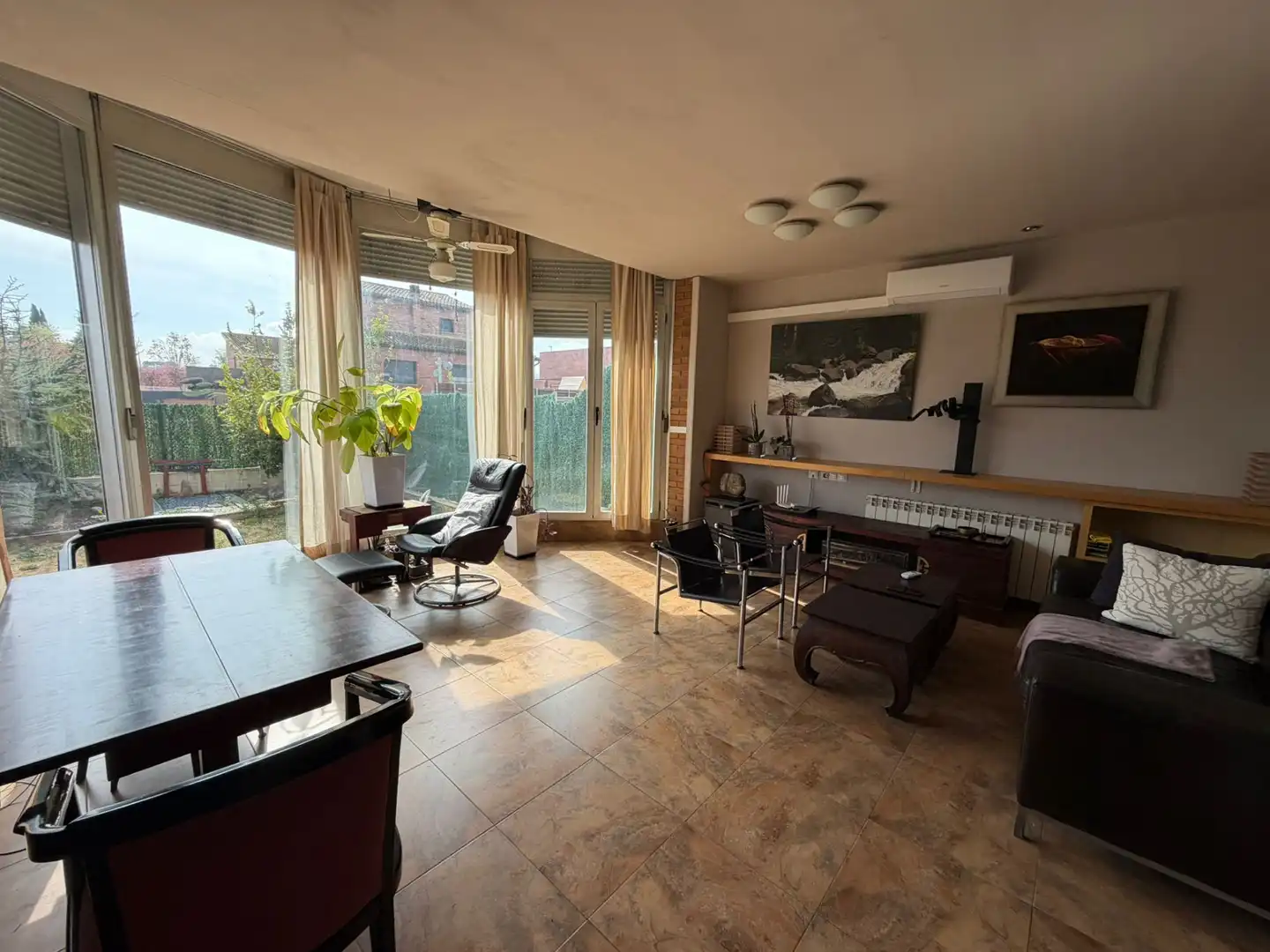 Terraced house with terrace for sale in Carrer Pirineus, imagen 2