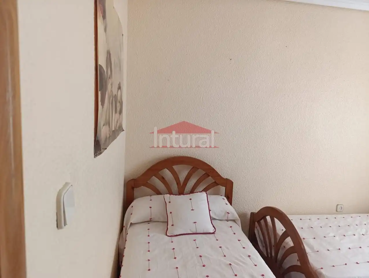 Schlafzimmer von Wohnung zum Verkauf in Albacete mit Klimaanlage, Heizung und Terrasse