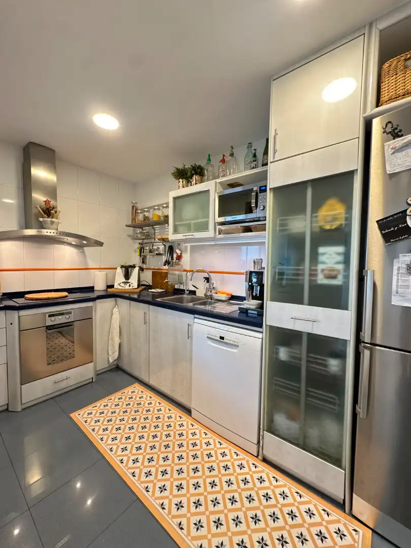 Kitchen of Ground floor for sale in Badalona  with Air Conditioner, Heating and Terrace