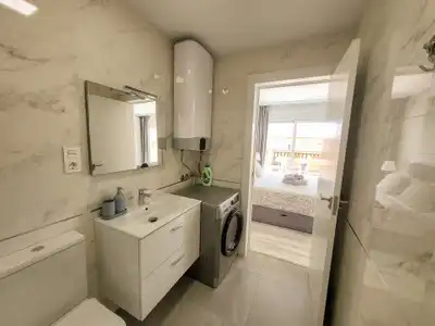 Badezimmer von Wohnung zum Verkauf in Elviria - Cabopino